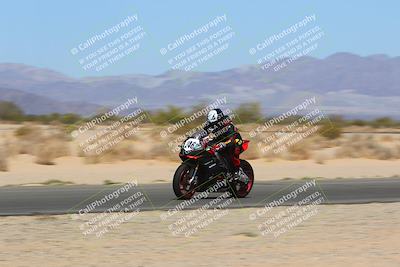 media/Apr-15-2022-Apex Assassins (Fri) [[9fb2e50610]]/Trackday Level 1/Session 2/Speed Shots/